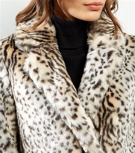 leopard fluffy coat|Women's Faux Fur Coats .